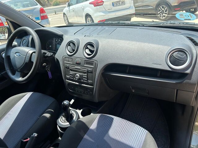 FORD FUSION TREND 1.4 AUTO SPANISH LHD IN SPAIN 123000 MILES SUPER 2006